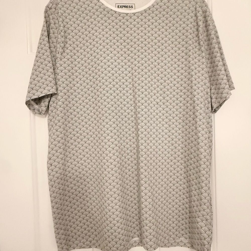 Men's Express Gray Patterned Short Sleeve Tee Large NWT - Picture 2 of 9